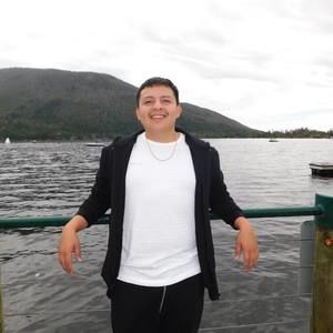 Meet your Posher, Caleb